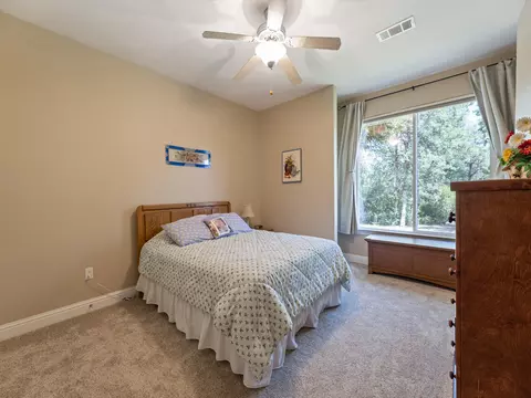 11764 Bay Tree Ln, Redding, CA 96003 photo 14