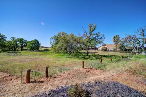 3399 Laver St, Redding, CA 96002 photo 41