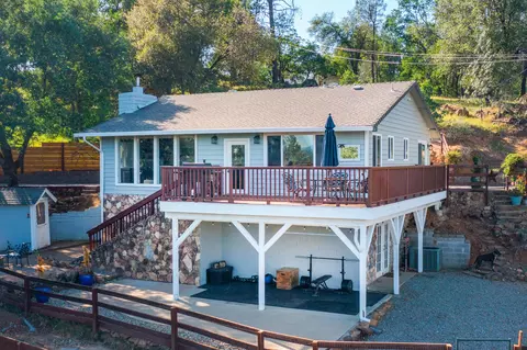 14028 Rugged Trl, Redding, CA 96003 photo 5
