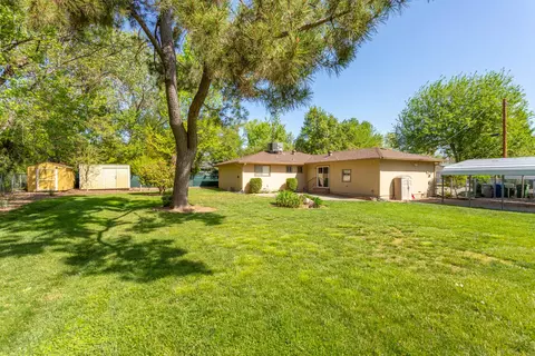 3241 Nicolet Ln, Redding, CA 96001 photo 2