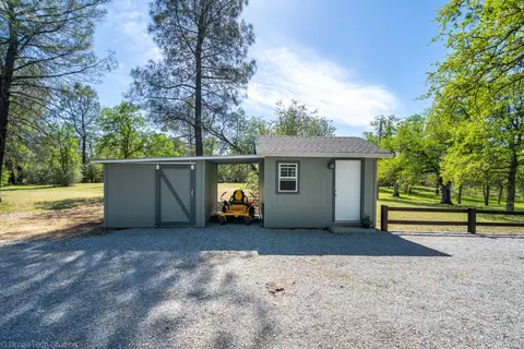 10173 Road Runner Way, Redding, CA 96003 photo 10