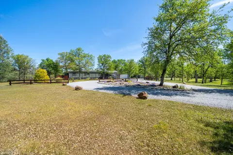10173 Road Runner Way, Redding, CA 96003 photo 15