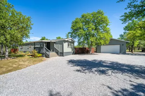 10173 Road Runner Way, Redding, CA 96003 photo 4