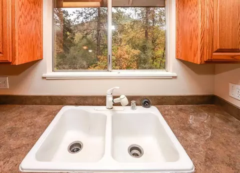 14830 Wonderland Blvd, Redding, CA 96003 photo 9