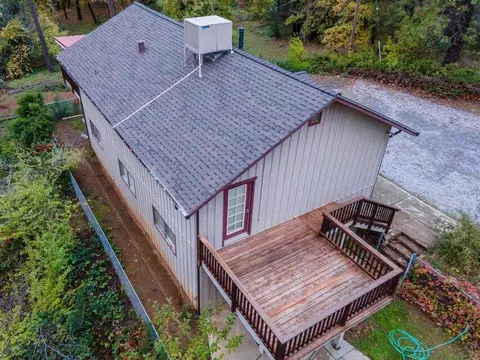 14830 Wonderland Blvd, Redding, CA 96003 photo 3