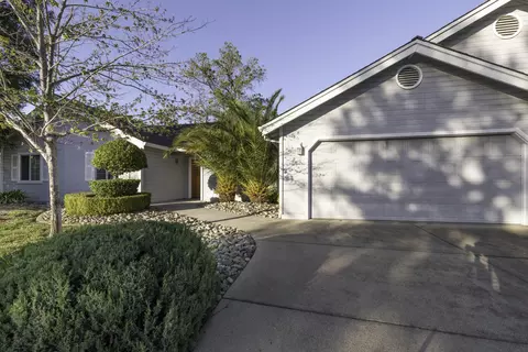 577 Olympic St, Redding, CA 96003 photo 7