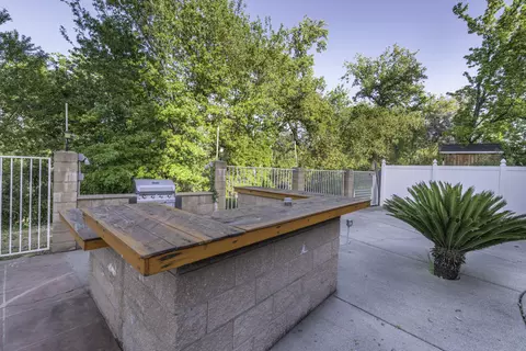 577 Olympic St, Redding, CA 96003 photo 21