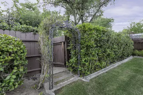 3630 Eagle Pkwy, Redding, CA 96001 photo 16