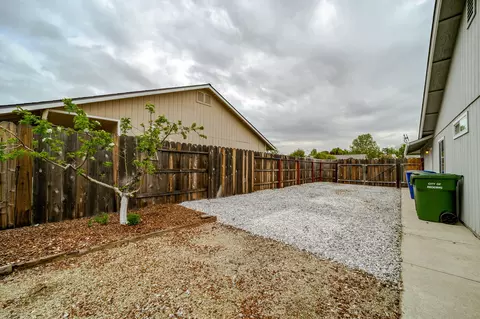 1562 Purple Way, Redding, CA 96003 photo 33