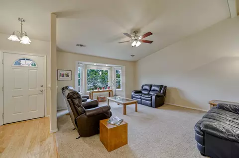1562 Purple Way, Redding, CA 96003 photo 3
