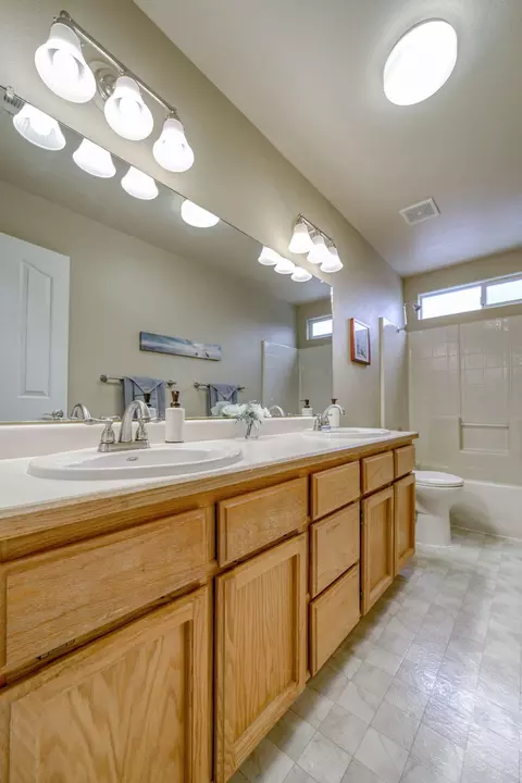 1562 Purple Way, Redding, CA 96003 photo 17