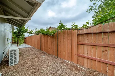 1562 Purple Way, Redding, CA 96003 photo 32