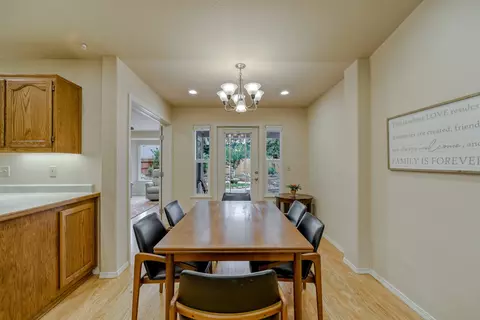 1562 Purple Way, Redding, CA 96003 photo 6