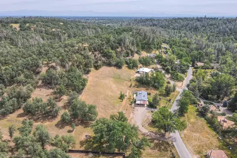 520 Branstetter Ln, Redding, CA 96001 photo 12