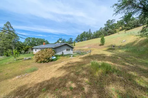 520 Branstetter Ln, Redding, CA 96001 photo 27