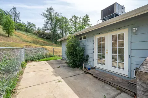 520 Branstetter Ln, Redding, CA 96001 photo 33