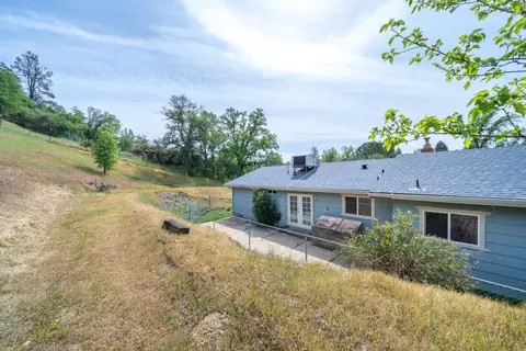 520 Branstetter Ln, Redding, CA 96001 photo 32