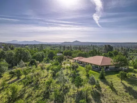 32400 Battle View Dr, Manton, CA 96059 photo 3