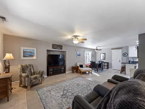 2774 Teal Ct, Redding, CA 96001 photo 3