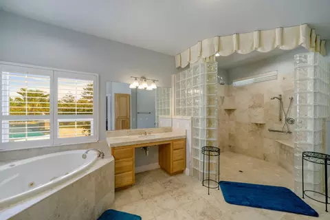 4873 St Charles Dr, Redding, CA 96002 photo 14