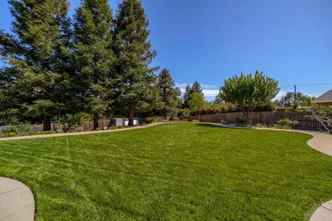 4873 St Charles Dr, Redding, CA 96002 photo 27