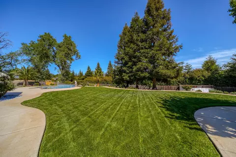 4873 St Charles Dr, Redding, CA 96002 photo 28