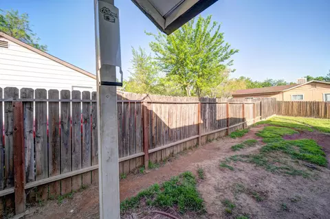 1800 Grandview Ave, Redding, CA 96001 photo 25