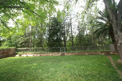 6748 Creekside St, Redding, CA 96001 photo 18