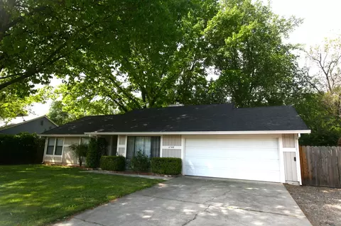 6748 Creekside St, Redding, CA 96001 photo 2