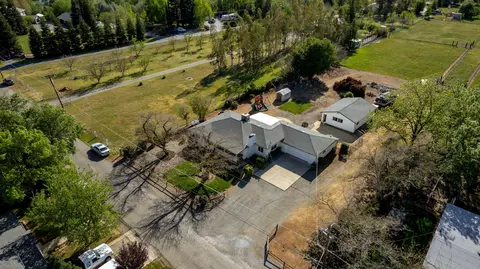 6526 Clear View Dr, Anderson, CA 96007 photo 8