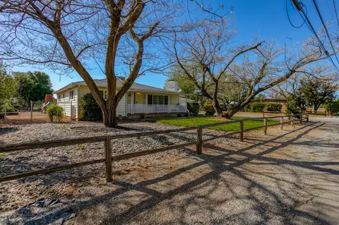 6526 Clear View Dr, Anderson, CA 96007 photo 5