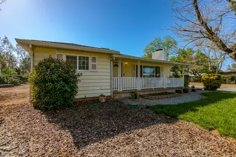 6526 Clear View Dr, Anderson, CA 96007 photo 4
