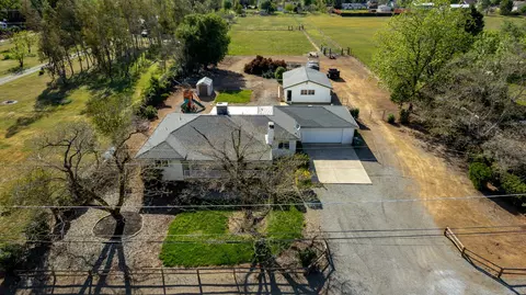 6526 Clear View Dr, Anderson, CA 96007 photo 1