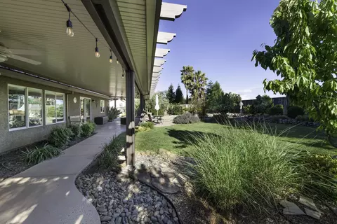 3315 Laver St, Redding, CA 96002 photo 6