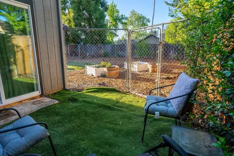 1864 Bembow Dr, Redding, CA 96002 photo 17