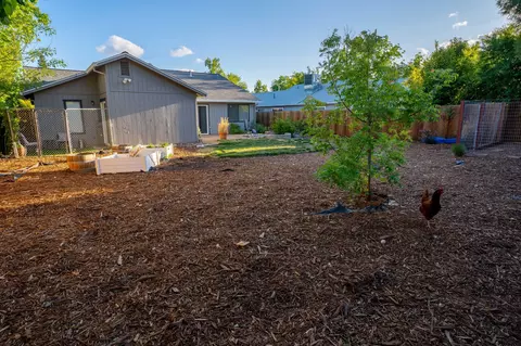 1864 Bembow Dr, Redding, CA 96002 photo 19