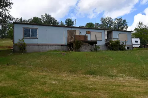 9824 Forgotten Trl, Redding, CA 96003 photo 4