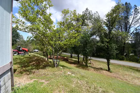 9824 Forgotten Trl, Redding, CA 96003 photo 7