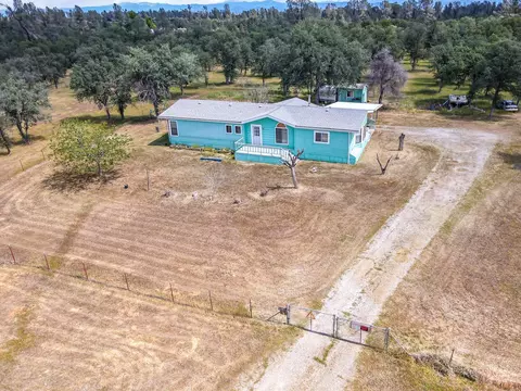4933 Pinehurst Rd, Anderson, CA 96007 photo 3
