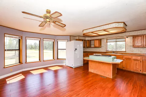 4933 Pinehurst Rd, Anderson, CA 96007 photo 4