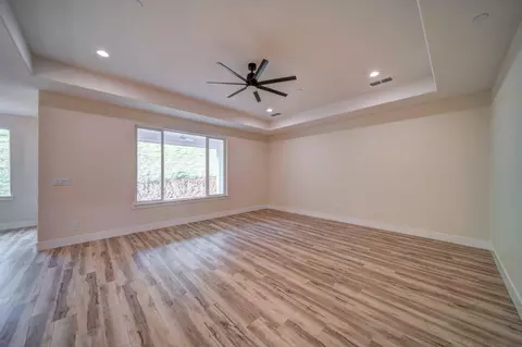 960 Bellagio Ter, Redding, CA 96003 photo 5