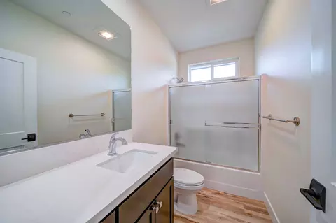 960 Bellagio Ter, Redding, CA 96003 photo 30