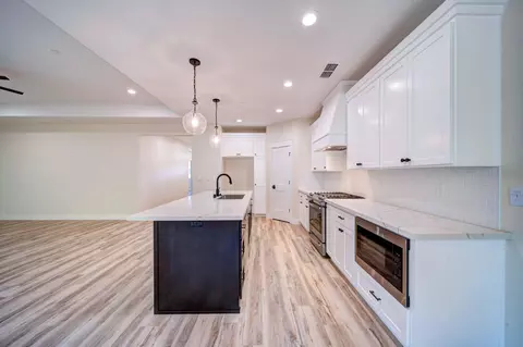 960 Bellagio Ter, Redding, CA 96003 photo 12