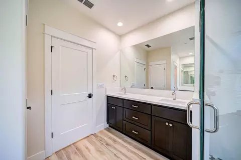960 Bellagio Ter, Redding, CA 96003 photo 22