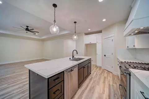 960 Bellagio Ter, Redding, CA 96003 photo 15