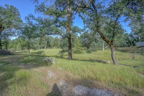 12372 Dry Creek Rd, Redding, CA 96003 photo 25