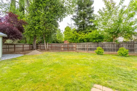2730 Teal Ct, Redding, CA 96001 photo 19