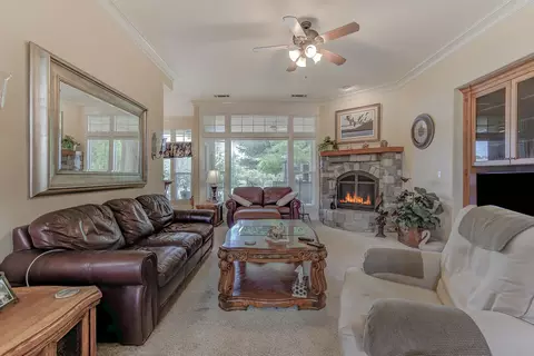 19734 Midland Dr, Redding, CA 96003 photo 6