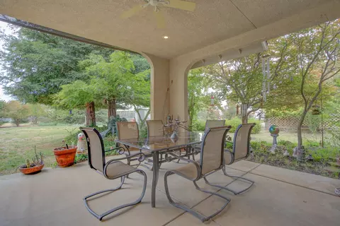 19734 Midland Dr, Redding, CA 96003 photo 38