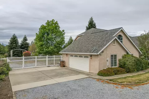 19734 Midland Dr, Redding, CA 96003 photo 49